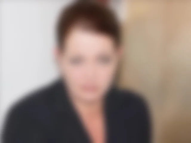 AnnyehVarese image 0